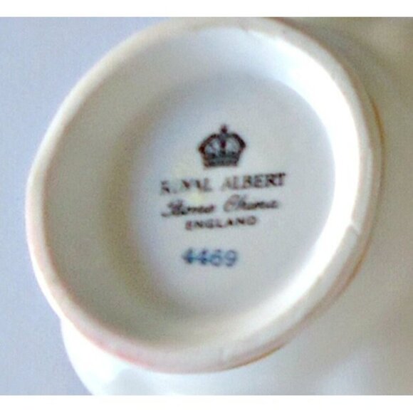 Royal Albert Tea Cup and Saucer Rose Pink Purple Flower Vintage Teacup - Picture 4 of 5